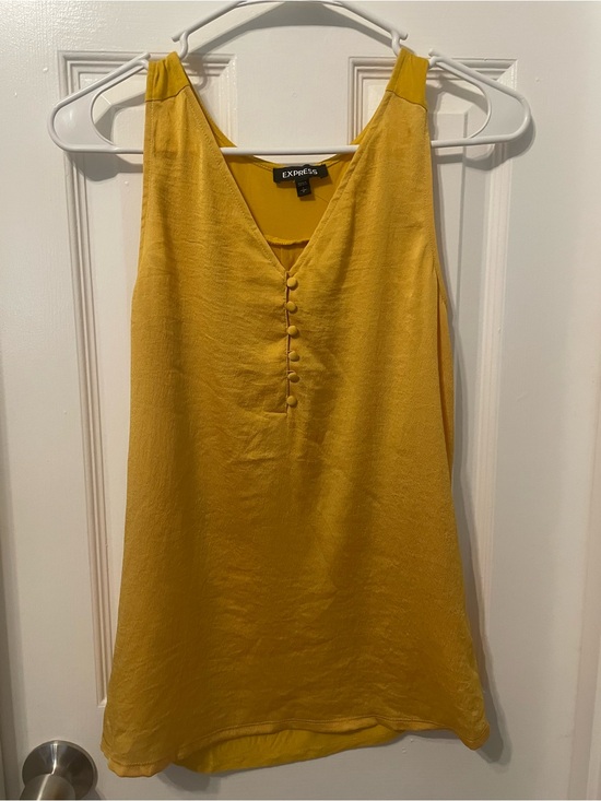 Express Tops - Express Sleeveless V-Neck Button Front Camisole in Mustard